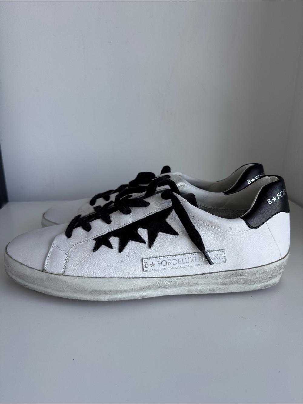 Italian Shoemakers White Sneakers with Black Accents and Silver Stars